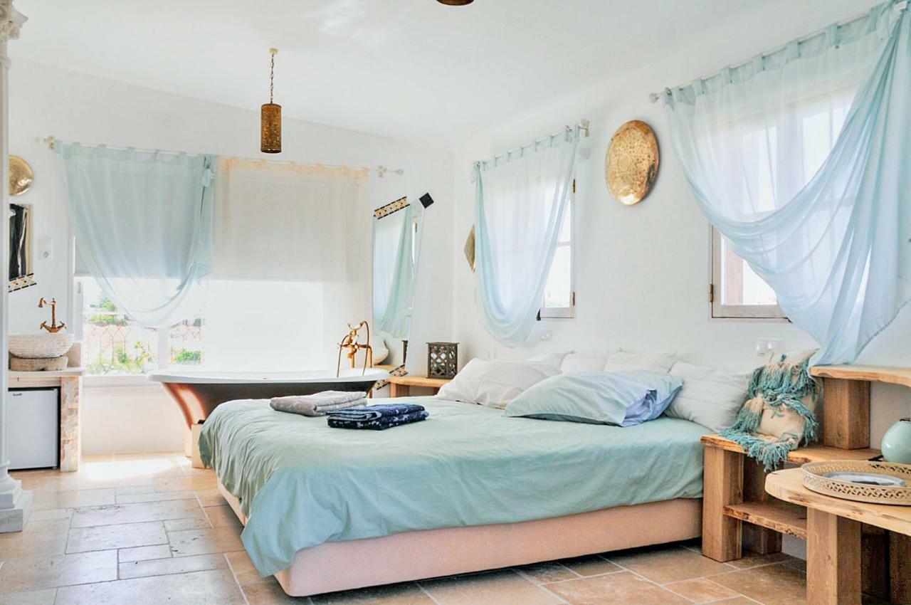Bed and Breakfast Uma Casa A Beira Sol Lagos Exterior foto