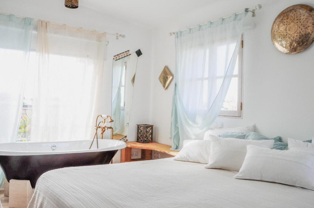 Bed and Breakfast Uma Casa A Beira Sol Lagos Exterior foto